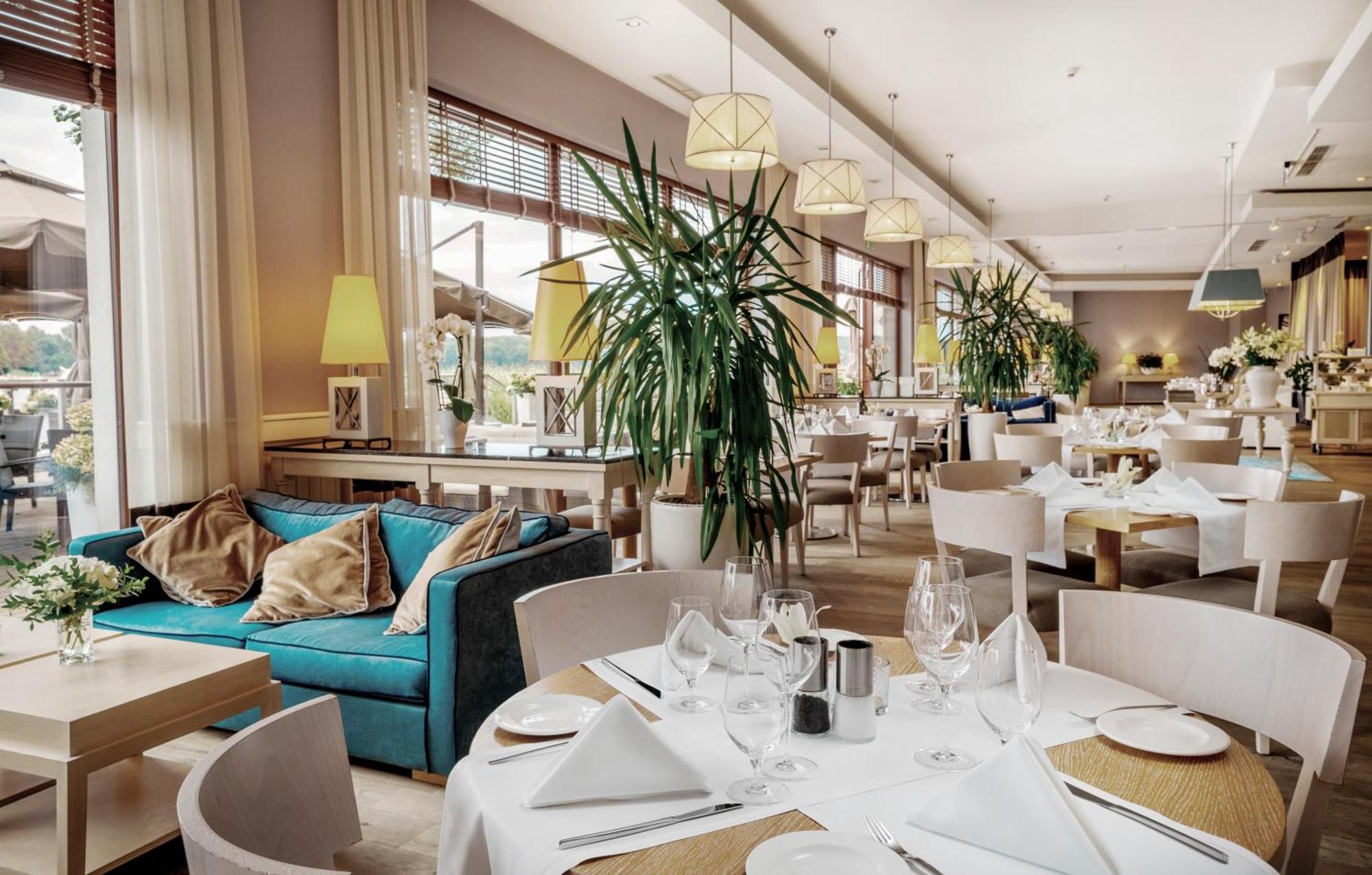 Tiffi Boutique Hotel Ольштын Экстерьер фото